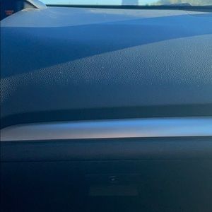 Meet your Posher, Max